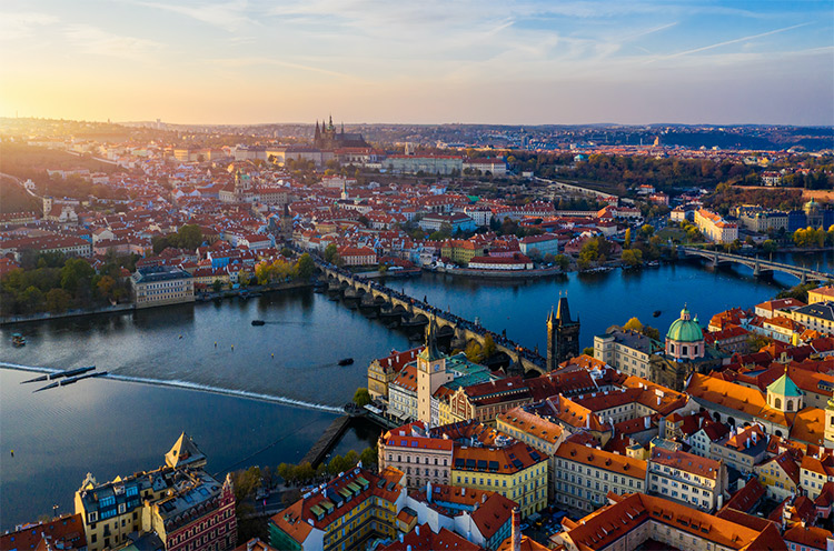 Hostitelé platformy Airbnb a obdobných služeb jsou kvůli COVID-19 v potížích.
